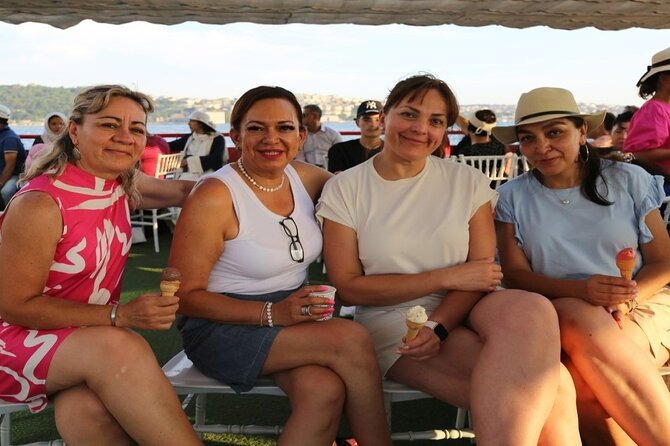 2 Hours Bosphorus Cruise Boat Tour in Istanbul - European side sightseeing: Dolmabahçe, Çırağan, Ortaköy, and more