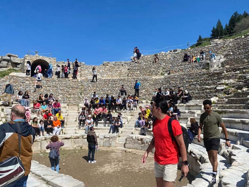 3-hour Ephesus and Terrace Houses Tour Kusadasi Cruiser Only - Entering Ephesus Day Mode From the Kuşadası Port