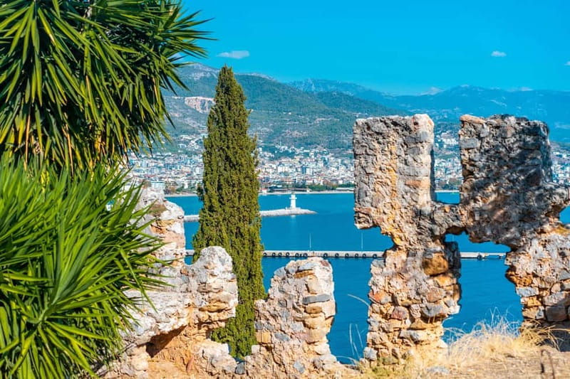 Alanya: Castle Sunset Tour, Damlatas Cave&Cable Car Options - Alanya Seyir Terası, the first “wow” moment
