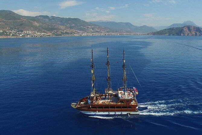 Alanya Catamaran Boat Tour with Lunch, Soft Drinks & Transfer - Alanya Limanı and Alanya Kalesi: sailing time plus English commentary