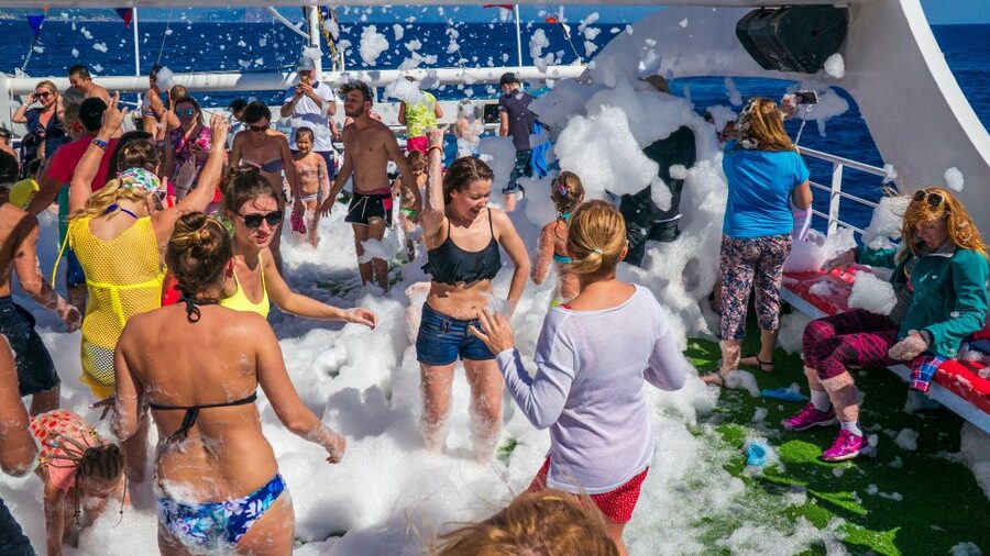Alanya: Disco Boat Tour with Foam Party and Unlimited Drinks - Your cruise plan: where you start and what you see along the way