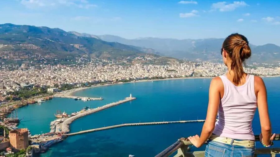 Alanya Night City Tour: Castle, Cleopatra Beach & Cable Car - Why Alanya’s night route feels different