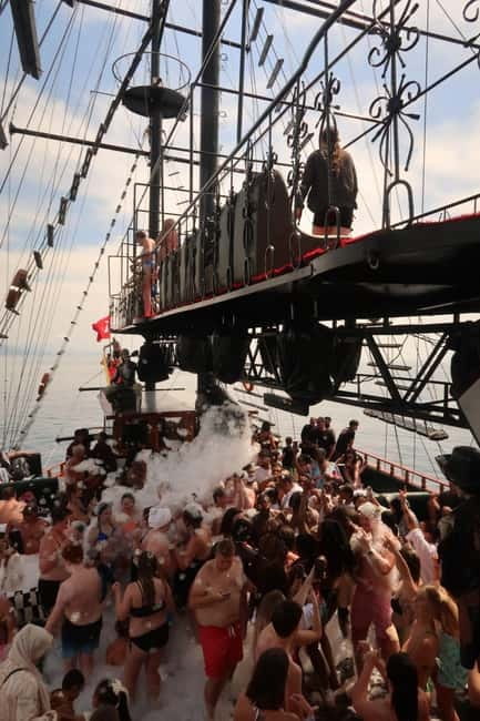 Alanya: Pirate Boat Party with Foam, Disco, Lunch & Drinks - Drinks and costs: what’s included, what costs extra