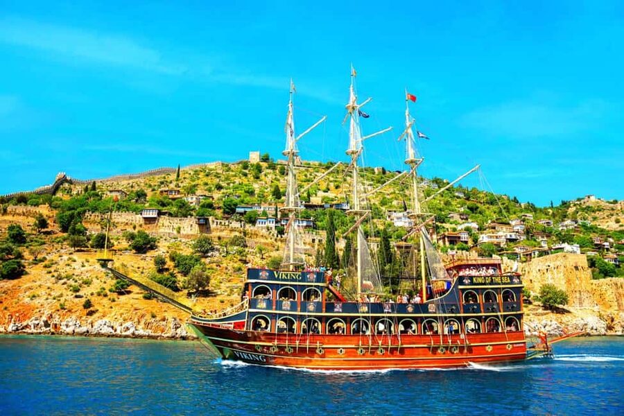 Alanya: Pirate Boat Tour with Food and Drinks - Emirgan Ulas Mesire Yeri: Lunch Included and a Scenic Break
