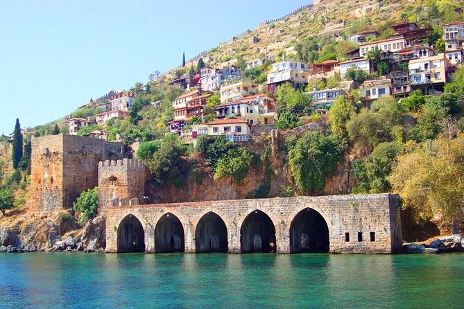 Alanya Pirate Boat Tour with Lunch, Soft Drinks & Transfer - Price and Value: What $25.66 Really Buys