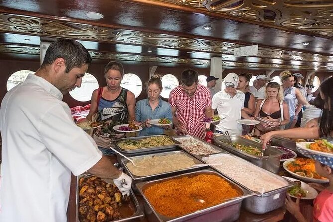 Alanya Pirate Boat Tour with Lunch, Soft Drinks & Transfer - Timing Tips: Plan for Harbor Waits and Pickup Drift