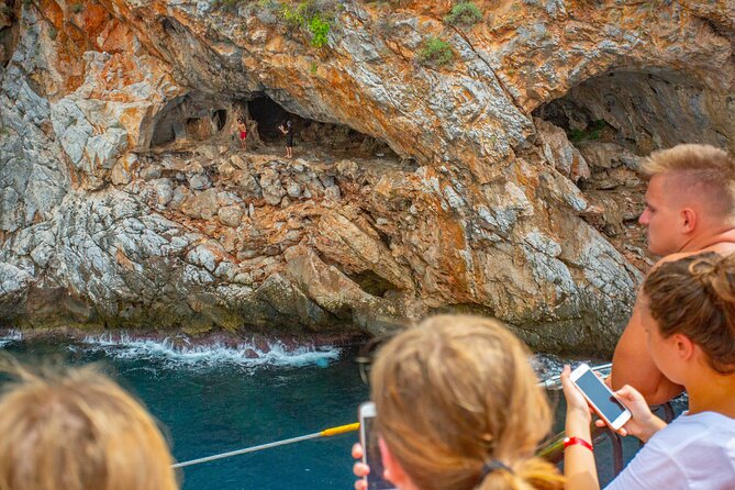 Alanya Pirate Boat with Lunch and Drinks - Booking Smart: Who This Alanya Pirate Boat Is Best For
