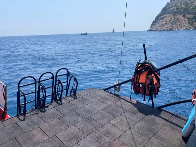 Alanya: Pirate Boat with Pickup, Lunch, & Unlimited Drinks - Price and value at about $26, plus the tradeoffs to expect