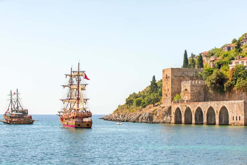 Alanya: Pirate Boat with Transfer, Lunch & Unlimited Drinks - The Fun Factor: Foam Party, Music, and Deck Time