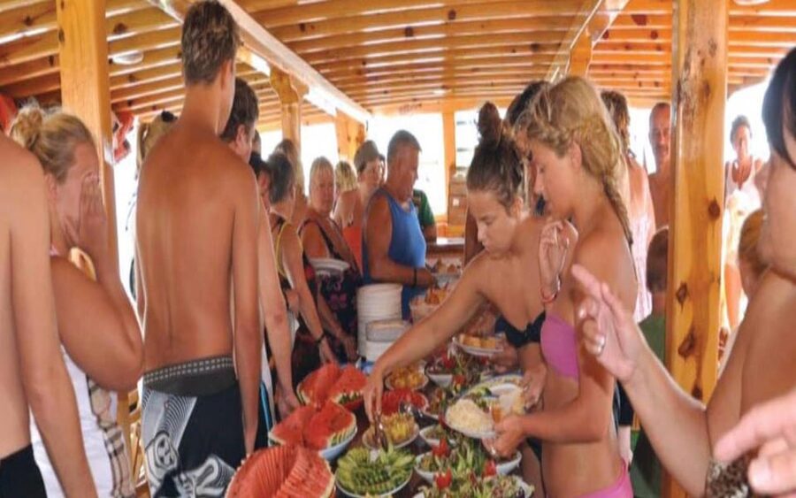 Alanya: Pirates of Alanya Boat Tour with Lunch and Drinks - FAQ