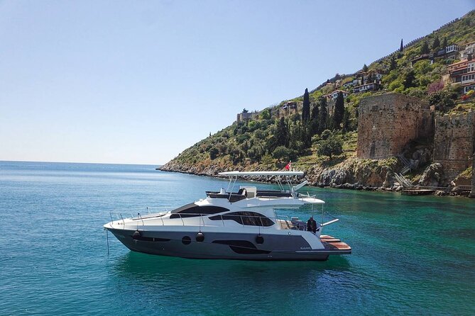 Alanya Private Yacht Tour with Lunch, Soft Beverage & Transfer - What your 4 hours will actually feel like
