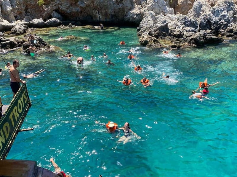Alanya Relax Boat Tour with Caretta and Dolphin View - Getting to the Boat: Harbor Boarding or Hotel Pickup