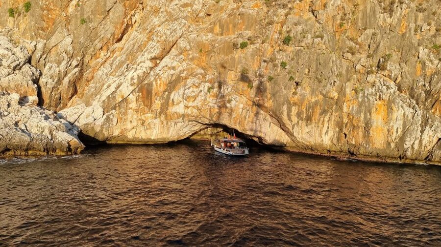 Alanya: Relax Boat Trip With Lunch & Swimming - Key Highlights You’ll Feel Right Away