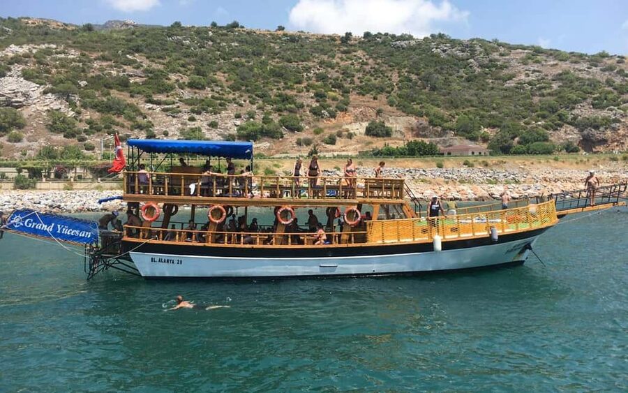 Alanya: Relaxing Boat Tour w/ Lunch, Without Foam Loud Music - Why This Alanya Boat Tour Feels Less Like a Squeeze