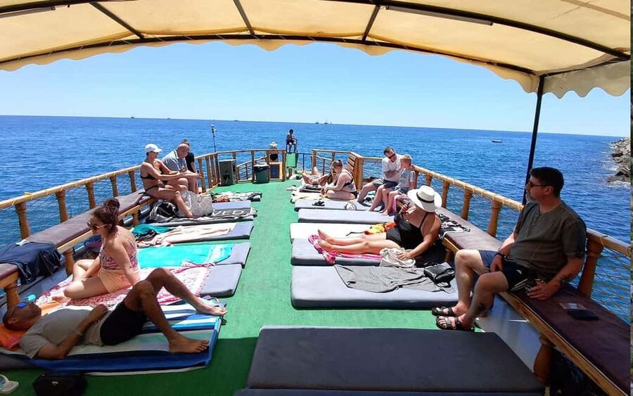 Alanya: Relaxing Boat Tour w/ Lunch, Without Foam Loud Music - Getting To the Boat: Hotel Pickup and the 15-Minute Rule