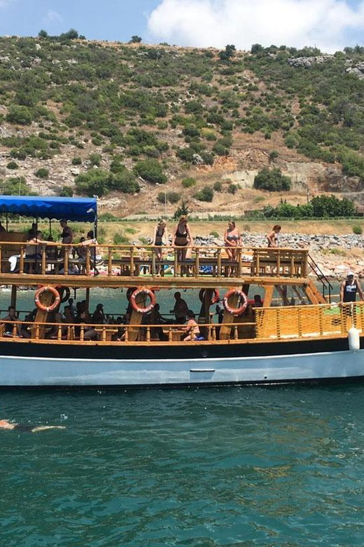 Alanya Relaxing Family Boat Tour Without Foam And Loud Music - Onboard setup: sunbeds, soft drinks, and a calmer music level