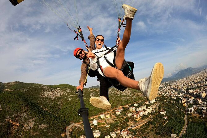 Alanya Tandem Paragliding Everyday w/ Free Hotel Transfer - From Kleopatra PlajI to the Sky: Cleopatra Bay Views in Motion