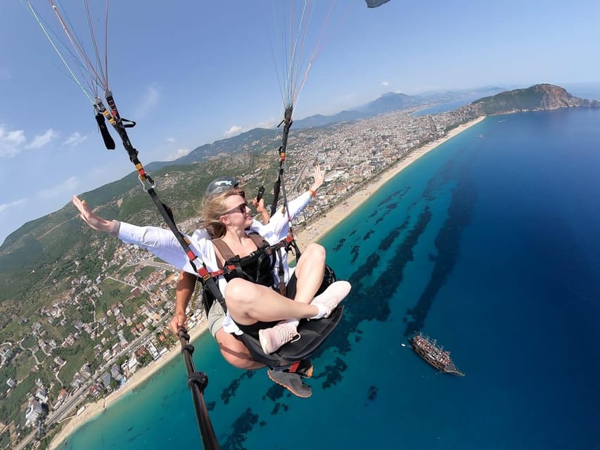 Alanya: Tandem Paragliding Flight to Cleopatra Beach - Who should book this flight, and who should skip it