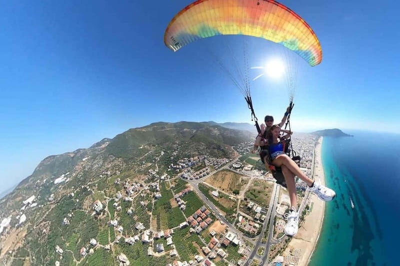 Alanya: Tandem Paragliding SkyDiving With Pick-up & Drop-off - The flight itself: Yassı Tepe, 700m height, and landmark views
