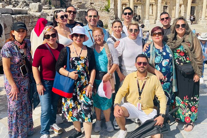 ALL INCLUSIVE Private Ephesus, House of Mary, LUNCH, Entrances - Ephesus on a guided route: from Magnesia Gate to the Harbor