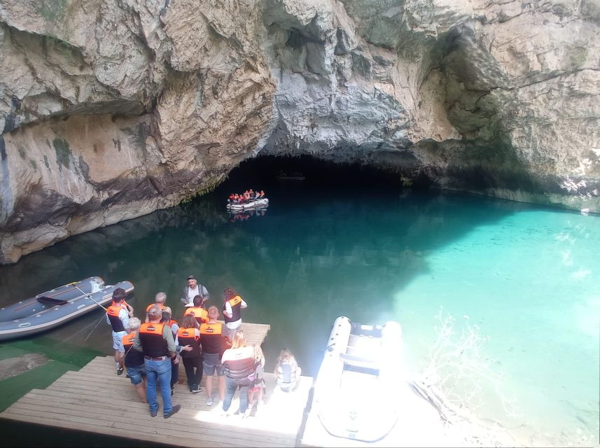 Altınbesik Cave & Ormana Village - Taurus Mountains viewpoints: oranges, Avasun, and the 1200 m photo stop