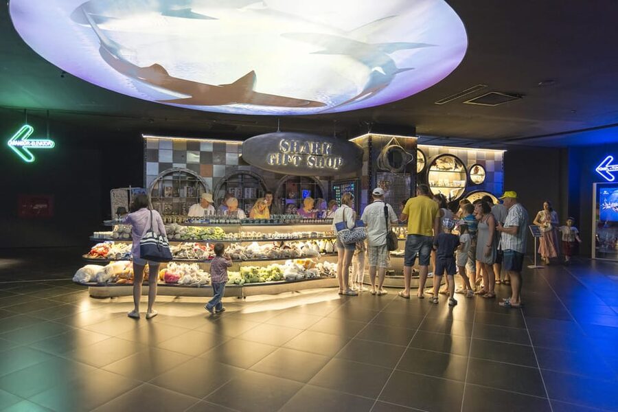 Antalya: Aquarium and Wax Museum Entry Ticket - Shipwreck and Sunken Airplane: The Tunnel’s Best Storytelling