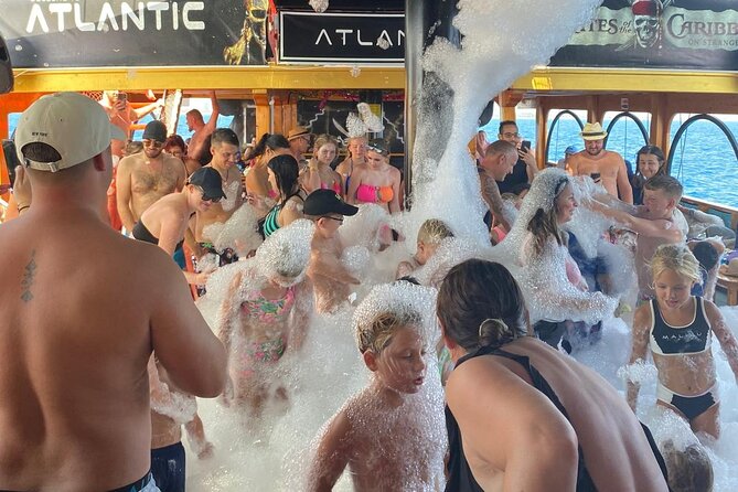 Antalya /Belek / Lara : Waterfall Boat Tour w/Lunch & Soft Drinks - The second swim break and the cave stop, where the trip gets more adventurous