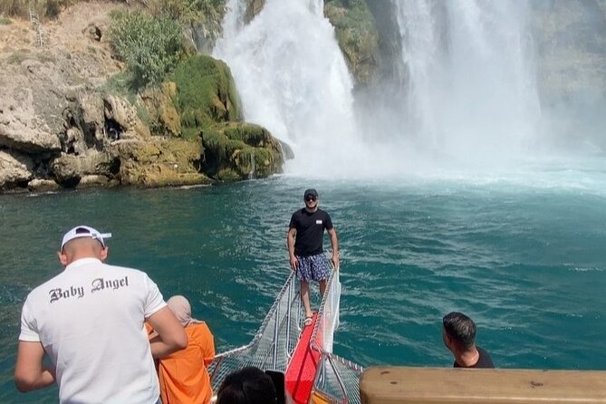 Antalya / Belek / Lara : Waterfall Boat Trip w/ Lunch and Drinks - What’s the mood on this boat day? Family-friendly, straightforward, and fun crew energy