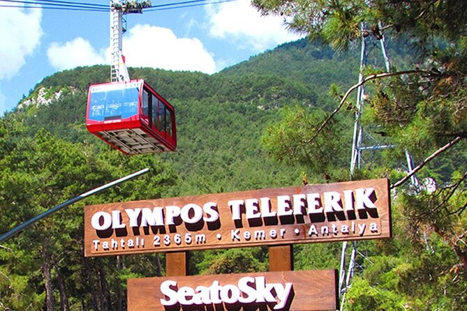 Antalya : Guided Old City Tour w/Cable Car&Waterfalls & Boat Trip - Hadrian’s Gate: Short, Sharp, and Surprisingly Memorable