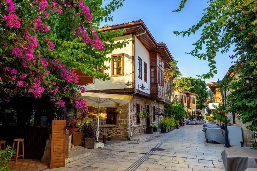Antalya: Guided Old Town Tour with Boat Trip and Lunch - Tünektepe cable car views: the photo stop that changes your perspective