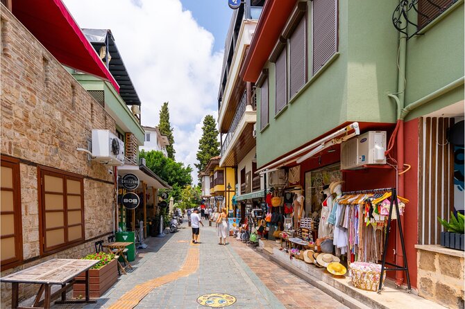 Antalya Half-Day Private City Tour with Aquarium Visit - Hadrian’s Gate (130 AD): A Roman Landmark You Can See Fast