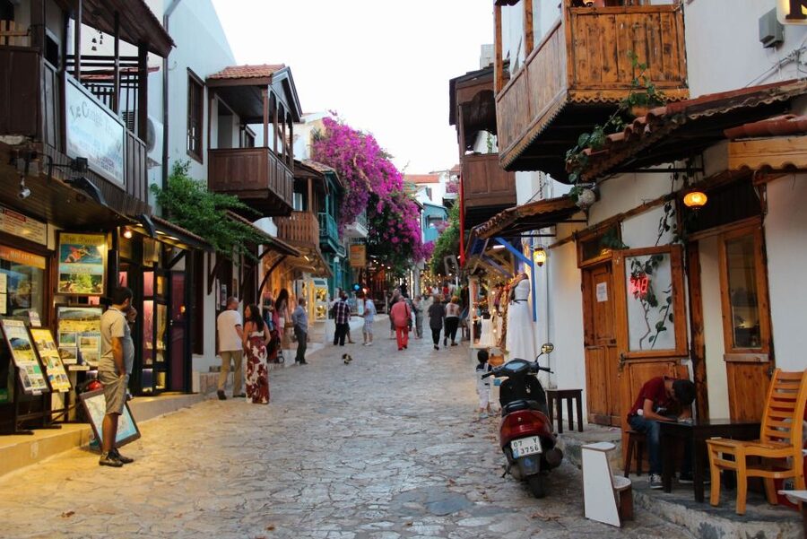 Antalya/Kemer: Old City, Waterfalls, Olympos Cable Car, Boat - Boat cruise options: 1 hour on the water with marine-life viewing