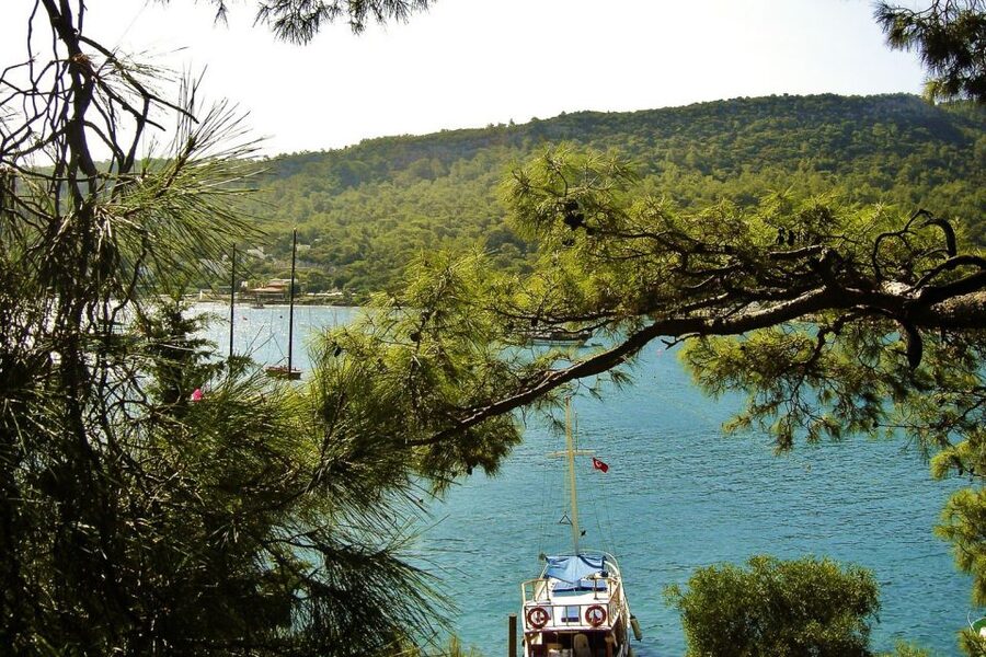 Antalya/Kemer: Pirate Party Boat Trip w/Lunch incl. Transfer - Should you book this Kemer pirate party boat trip?