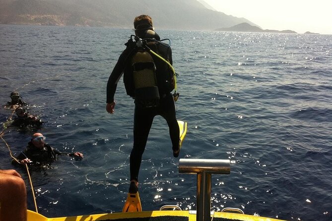 Antalya/Kemer: Scuba Diving with Pickup, Lunch, and 2 Dives - Choosing the Best of Antalya Underwater: Reefs and a Shipwreck