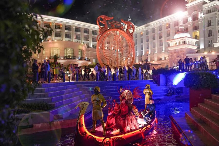 Antalya: Land of Legends Night Show Transfer & Boat Parade - Why This Night Plan Works at Land of Legends