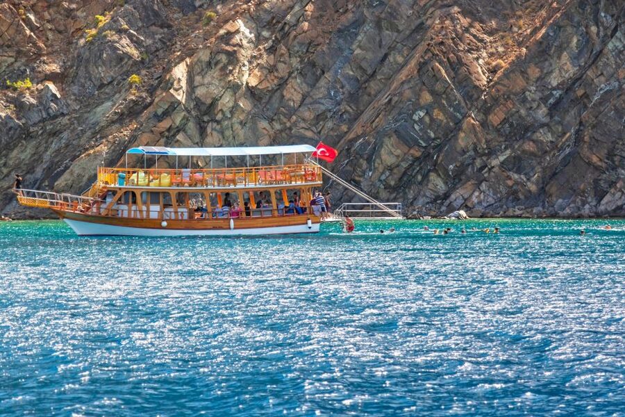 Antalya: Old Town Harbor Sightseeing Cruise - Finding the boat at the Panoramic Elevator