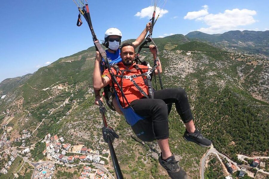 Antalya: Tandem Paragliding Experience with Transfer - Meet your pilot: why good guidance changes everything