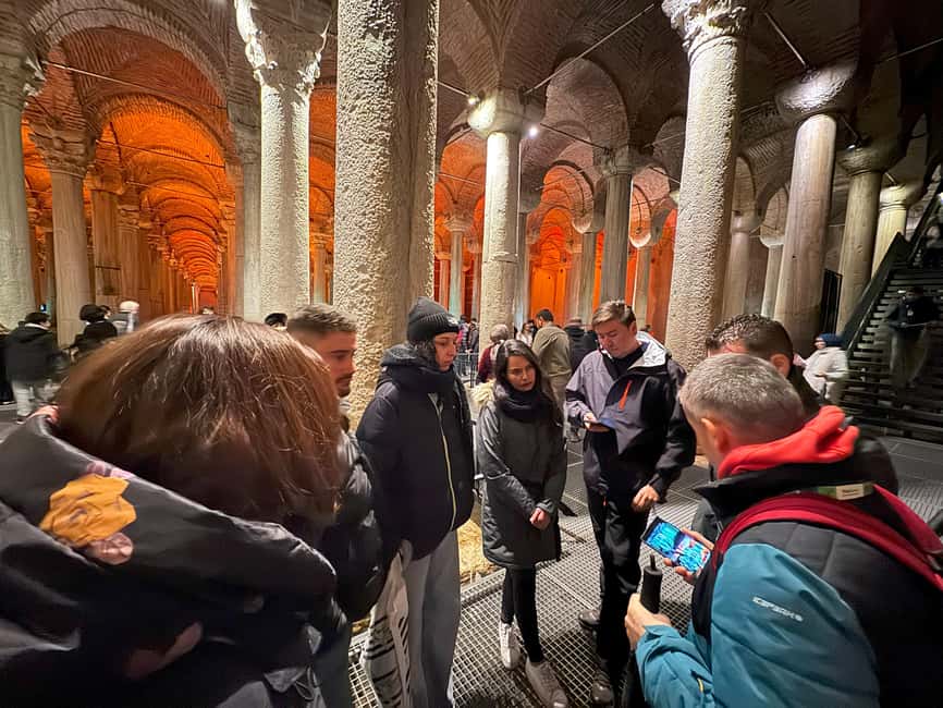 Basilica Cistern, Hagia Sophia, Blue Mosque & Topkapi Palace - Topkapi Palace, Ottoman administration and photo-friendly grandeur