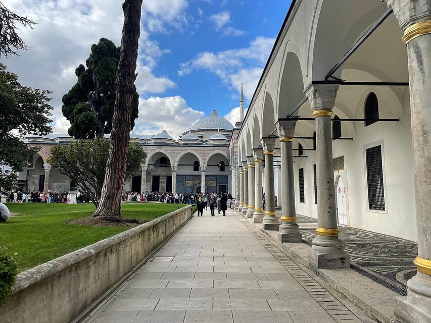 Basilica Cistern &Topkapi Palace &Hagia Sophia Combo Tickets - Audio Guides and Internet: What Works Best Here