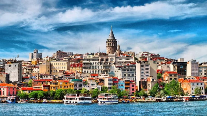 Best Of Istanbul 1, 2 or 3-Day Private City Guided Tour - Grand Bazaar and the Hippodrome obelisk: how to see it without getting lost