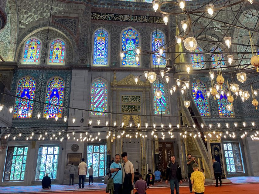 Best of Istanbul in 4 Hours with the Must See Highlights - Price and logistics: what $12 gives you and when tickets cost extra