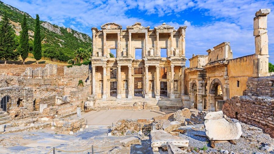 Best of Izmir: Private Walking Tour with a Local - Konak Square and the Clock Tower area: Ottoman-meets-modern moments