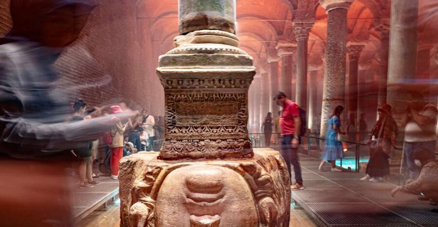 Blue Mosque, Basilica Cistern, Grand Bazaar Guided Tour - Meeting at Foodie-ist Cafe and Brasserie, Then Getting Moving