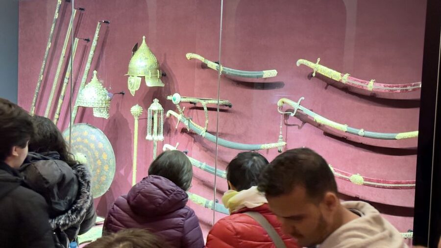 Blue Mosque, Topkapı Palace and Harem Guided Tour - Price and value: $61 for a packed cultural route