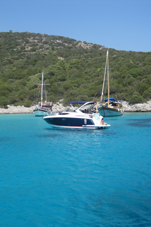 Bodrum: Cleopatra Island Tour with Lunch and Swimming Stops - Lunch on board: included, simple, and meant to keep you cruising