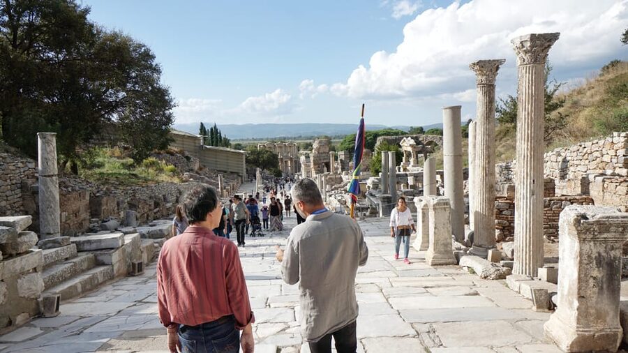 Bodrum: Ephesus, Selcuk, & Virgin Mary House Tour w/ Lunch - Ephesus on Foot: Marble Streets and a City That Still Reads Like a Script
