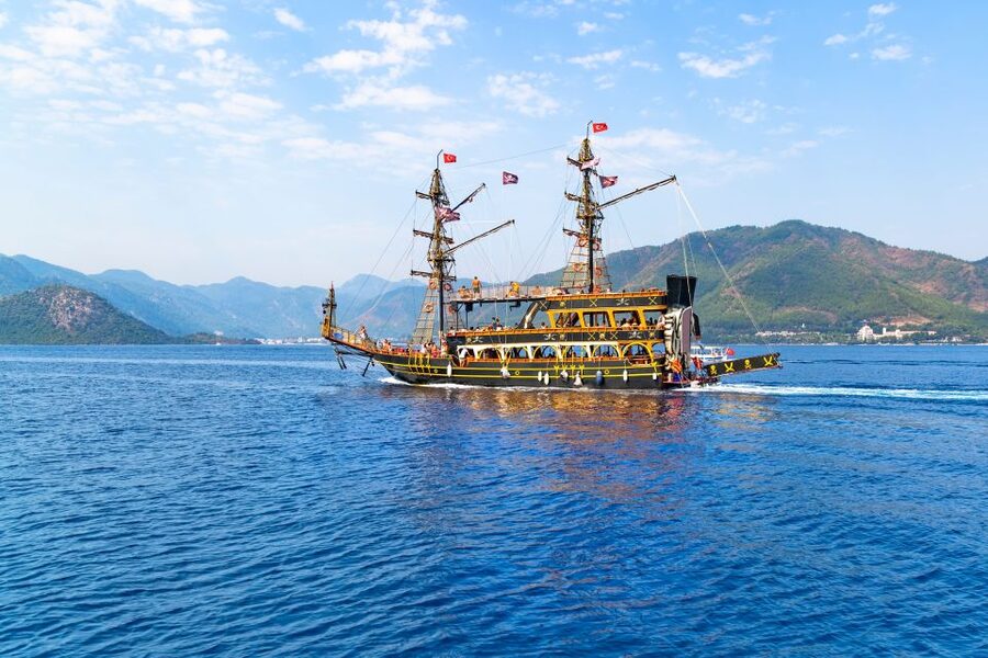 Bodrum: Family-Friendly Pirate Boat Day with Lunch & Drinks - Your 6-Hour Schedule: Cruise, Swim Stops, and Photo Moments
