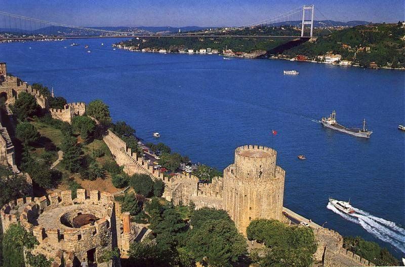 Bosphorus Boat Cruise & Two Continents Tour with Lunch - Quick hits before you go