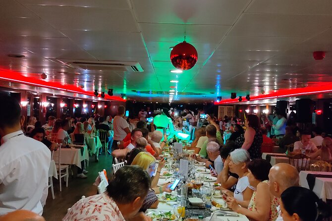 Bosphorus Dinner Cruise Tour with Private Table - The Bosphorus Route You’ll Recognize, Plus Photo Moments That Actually Help