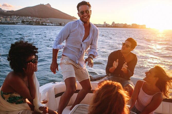 Bosphorus Evening Cruise: Dinner, Live Shows & Private Table - Dinner and Shows on the Bosphorus, Without the Planning Headache